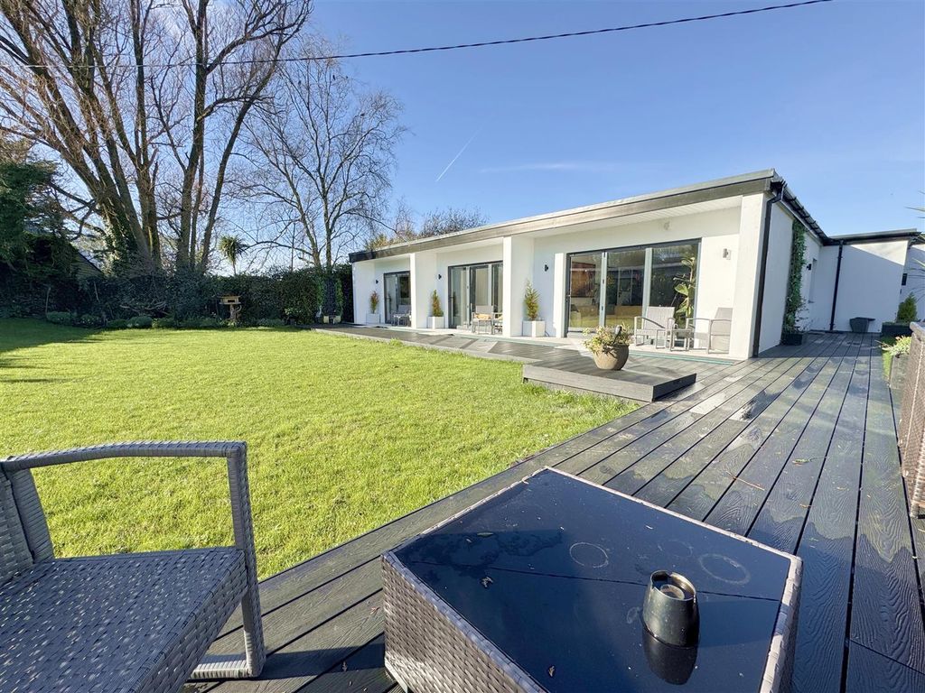 Property photo 1 of 40 Rear