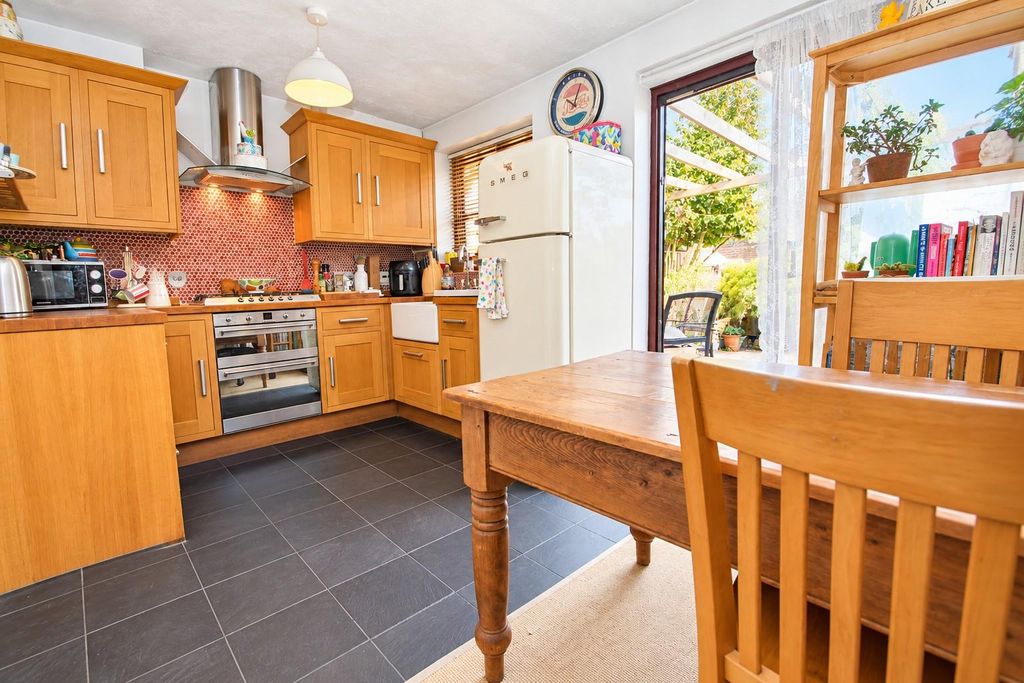 Property photo 3 of 13 Kitchen.Jpg