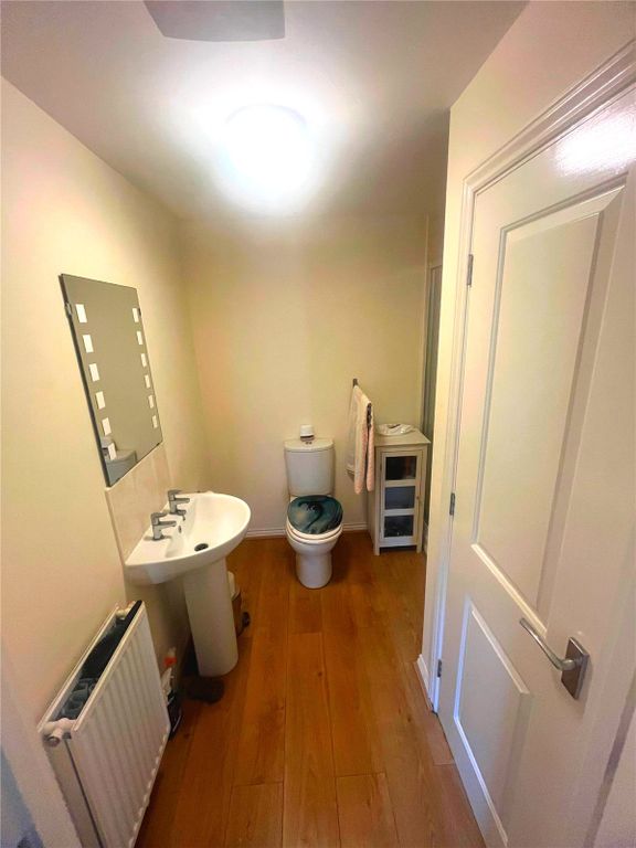 Property photo 3 of 6 Picture No. 05