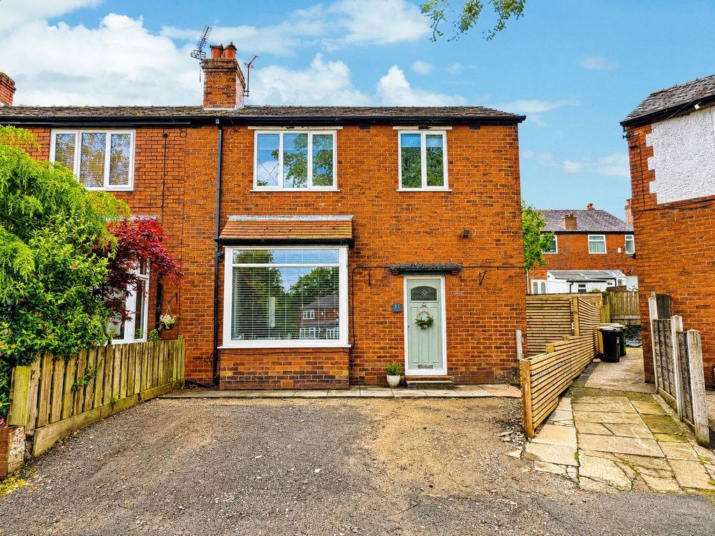 Property photo 1 of 12 External