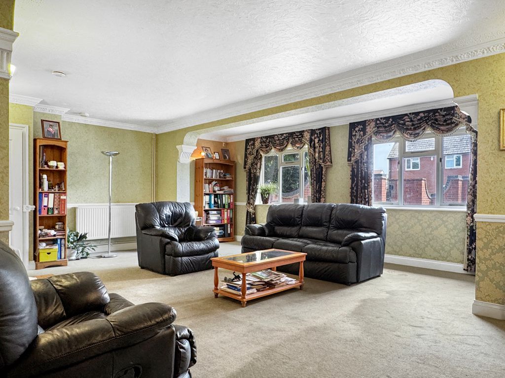 Property photo 2 of 18 Img13