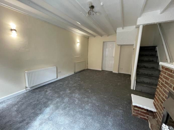 Property photo 3 of 10 Dining Room