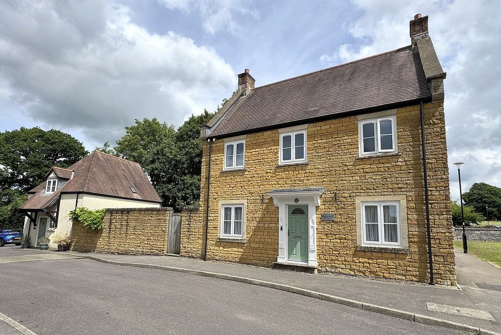 Property photo 1 of 18 Picture No. 05