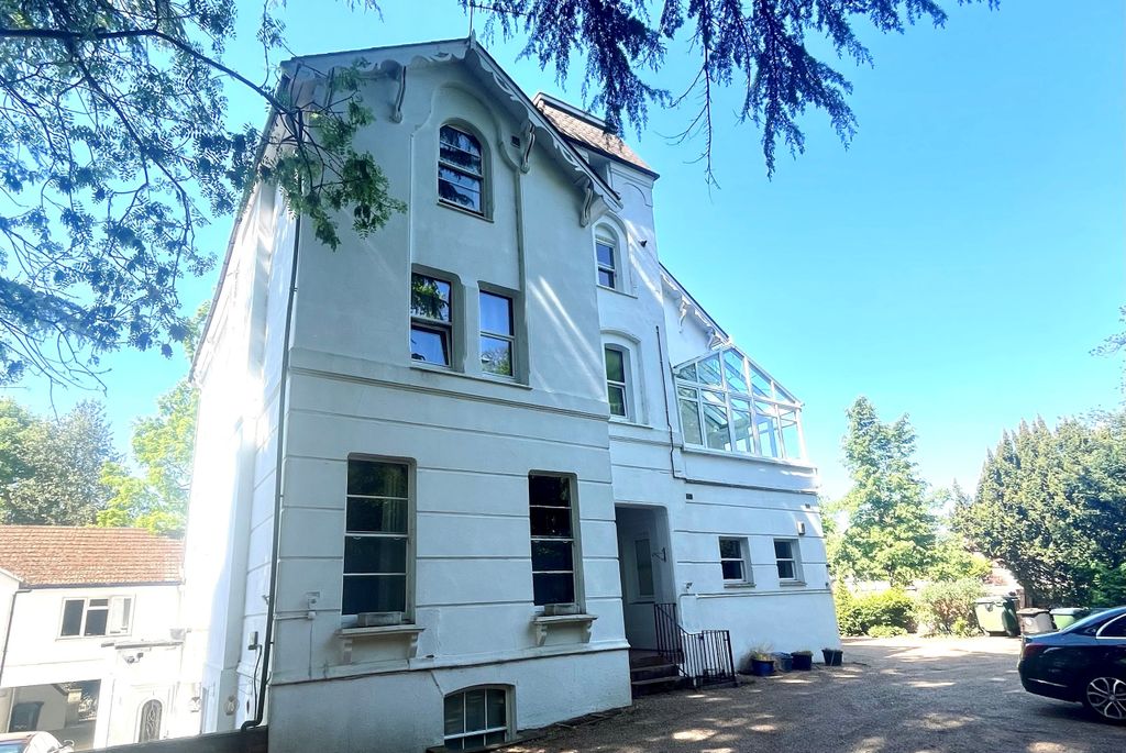 Property photo 1 of 6 Exterior