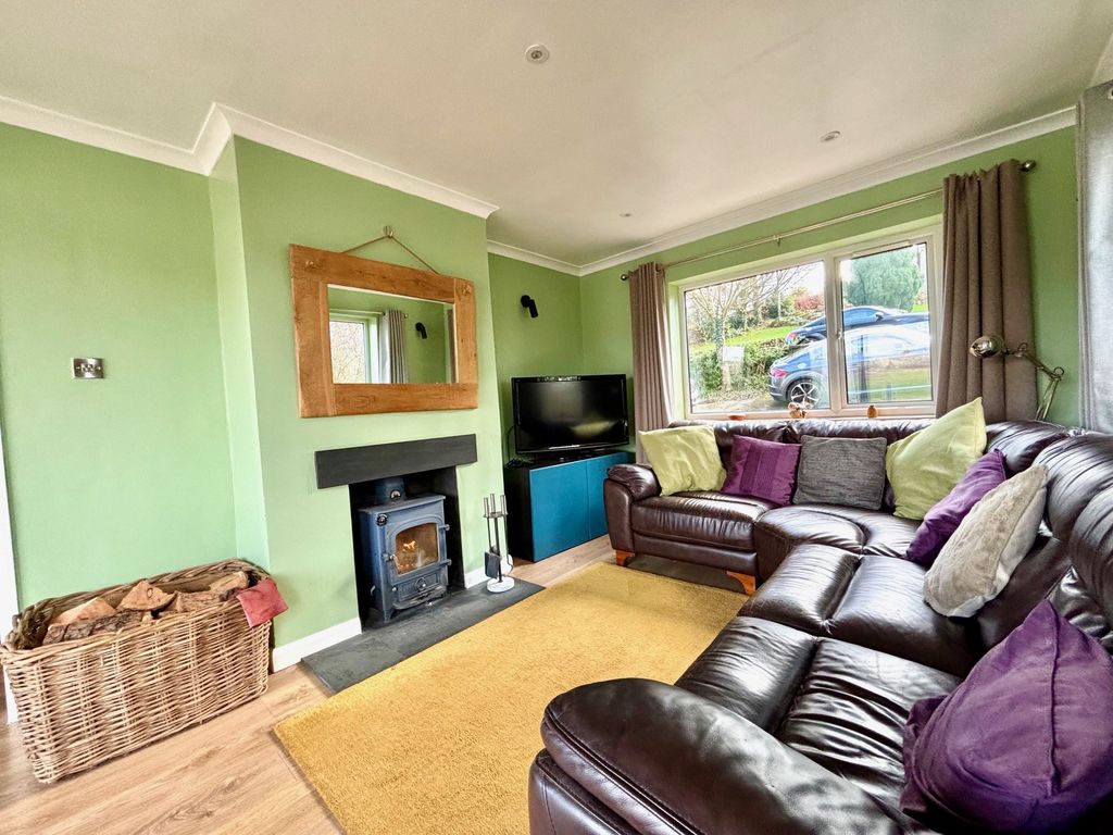 Property photo 3 of 23
