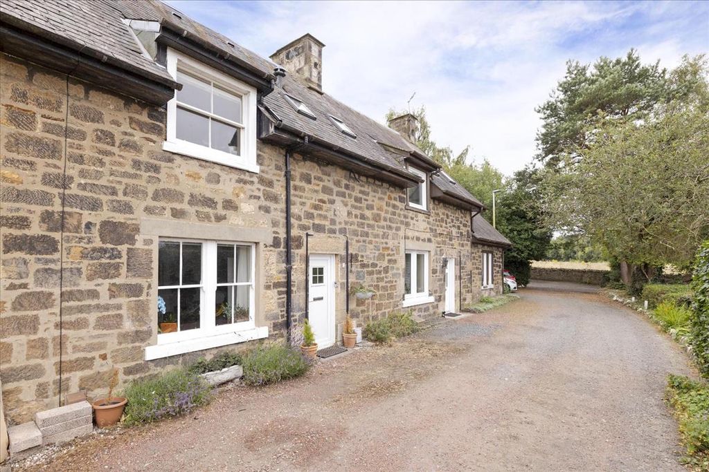 Property photo 1 of 32