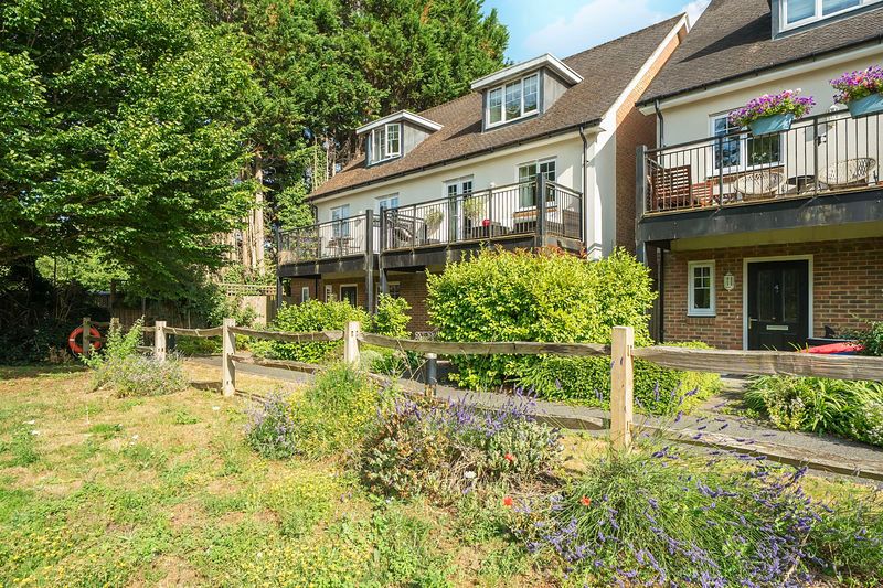 Property photo 1 of 24 Photo 2