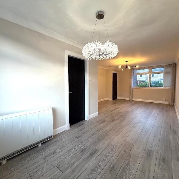 Property photo 1 of 12 Living Room