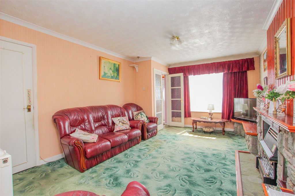 Property photo 3 of 20 Picture No. 08