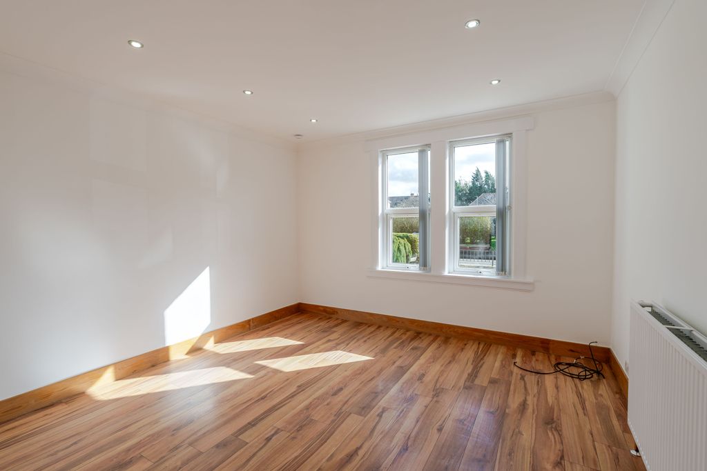 Property photo 2 of 16 Property Image 2