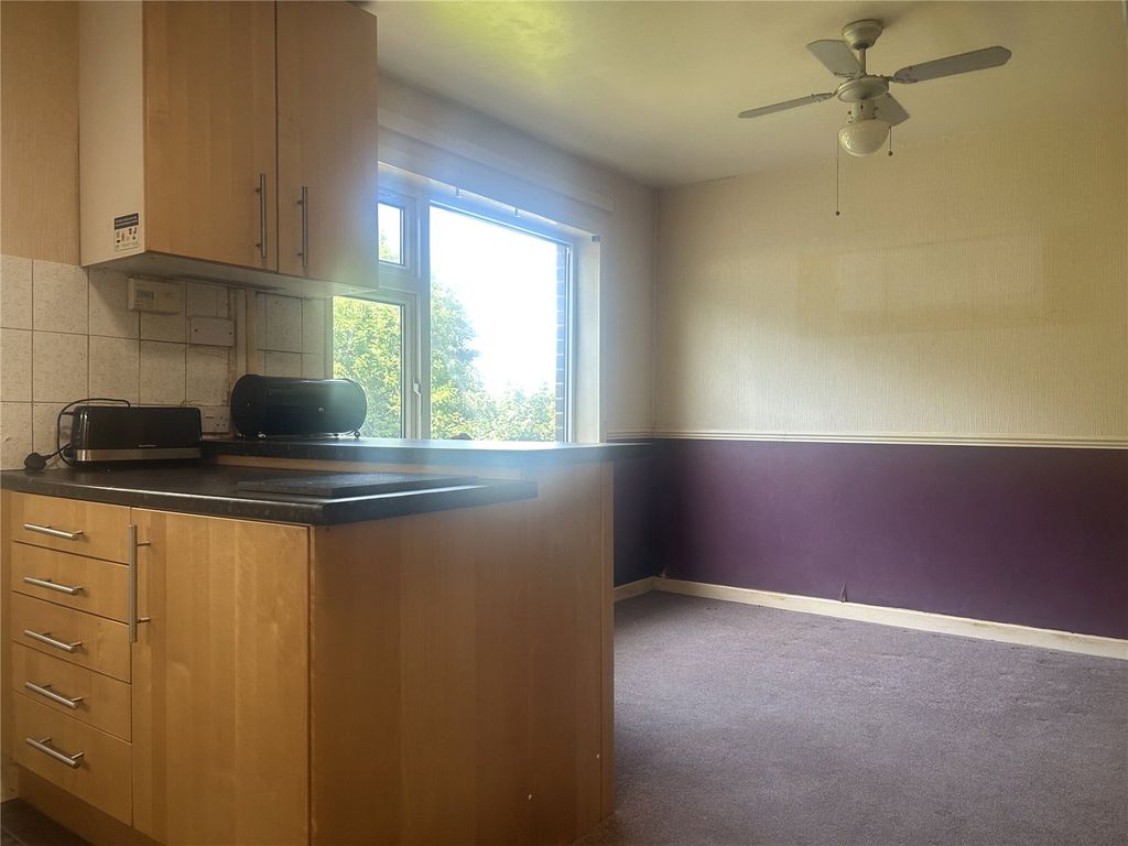 Property photo 2 of 18 Kitchen/Diner