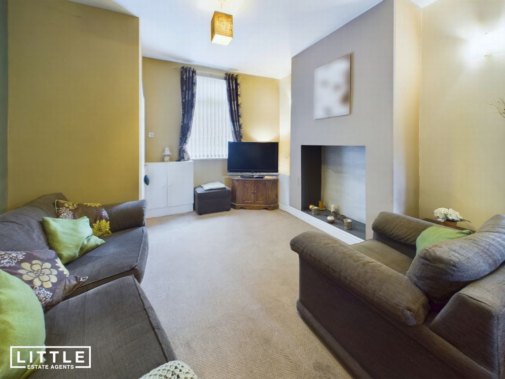 Property photo 2 of 11 Photo 9
