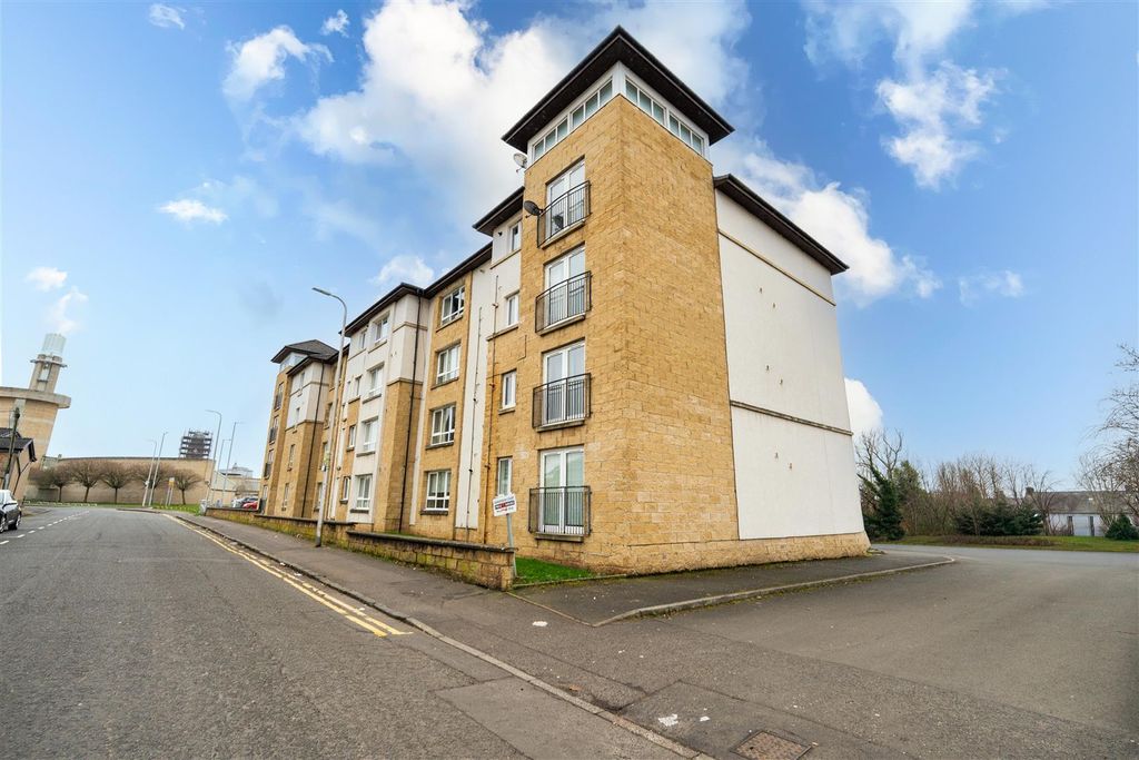 Property photo 1 of 15 5Mj75Wuwreedcqpe3Kluxa.Jpg