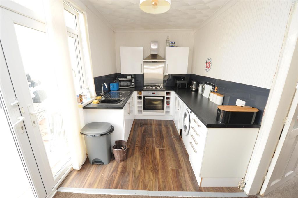 Property photo 3 of 16