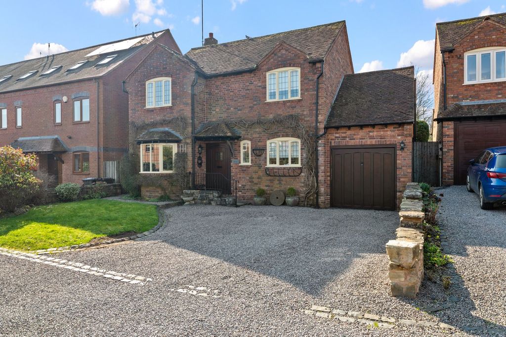 Property photo 1 of 49