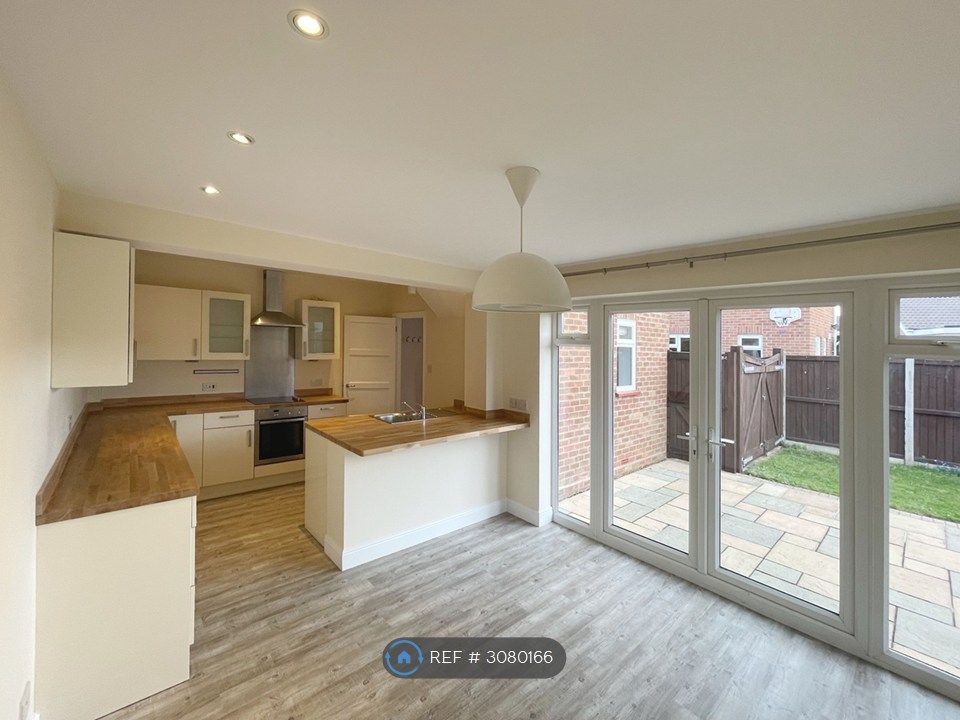 Property photo 1 of 16 Kitchen Diner
