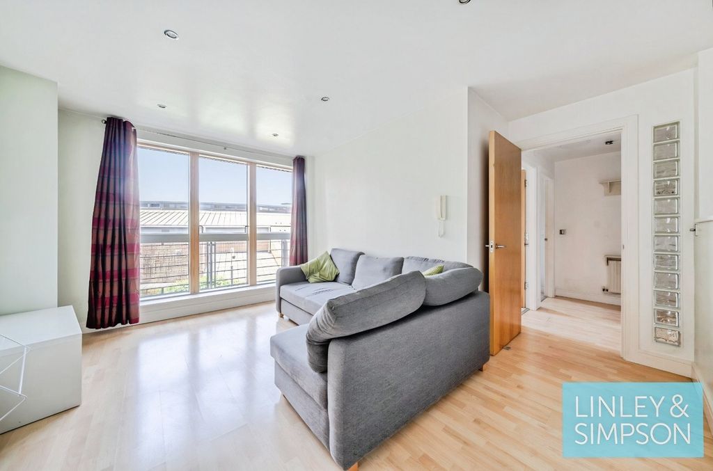 Property photo 2 of 16 Picture No. 31