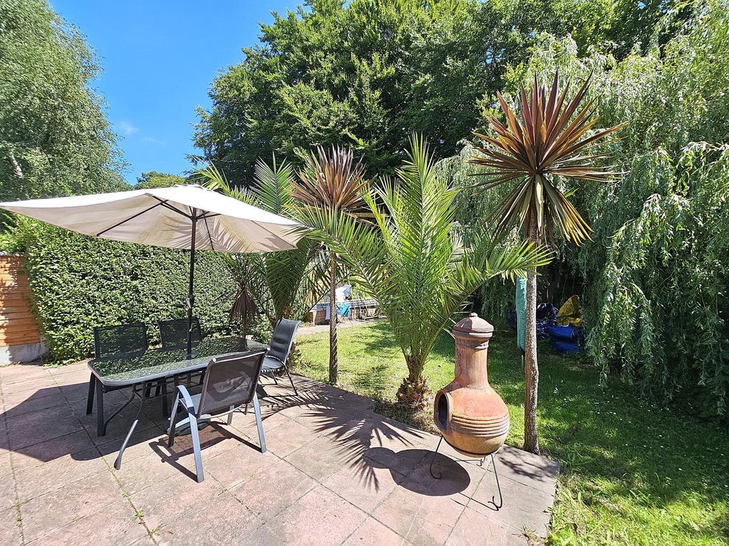 Property photo 2 of 29
