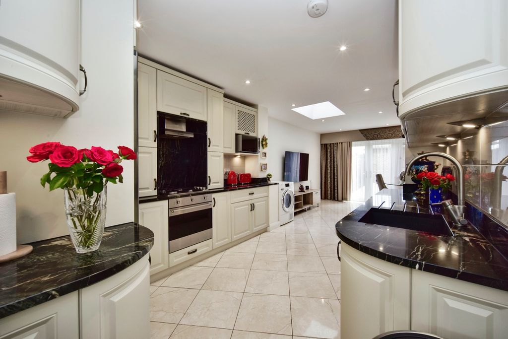 Property photo 2 of 20 Open Plan Lounge &amp; Dining View