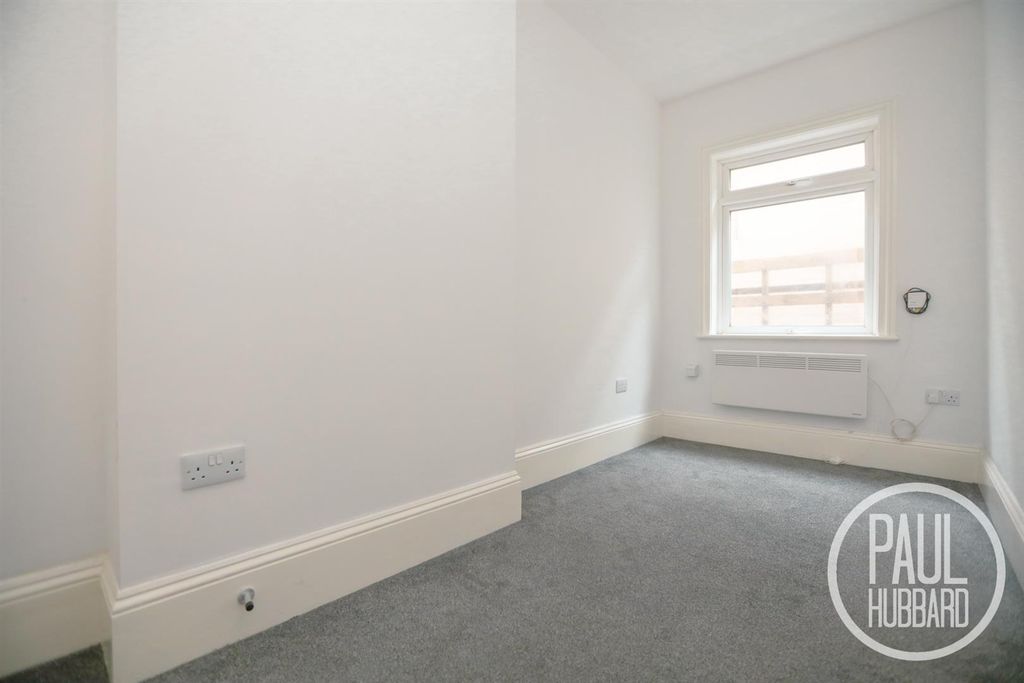 Property photo 3 of 8 7R5A5476-2.Jpg