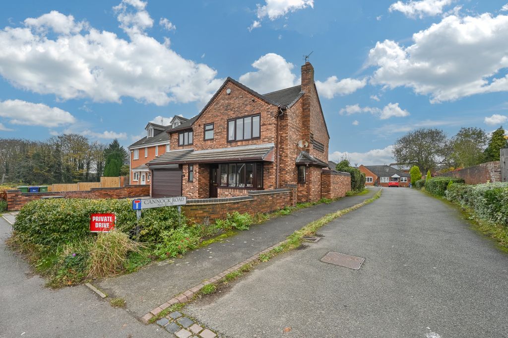 Property photo 2 of 25 Front