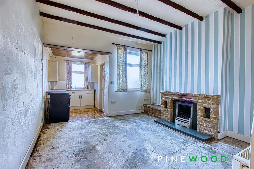Property photo 2 of 9 Dining Room