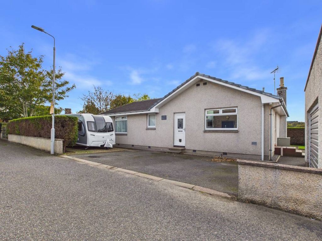 Property photo 1 of 31