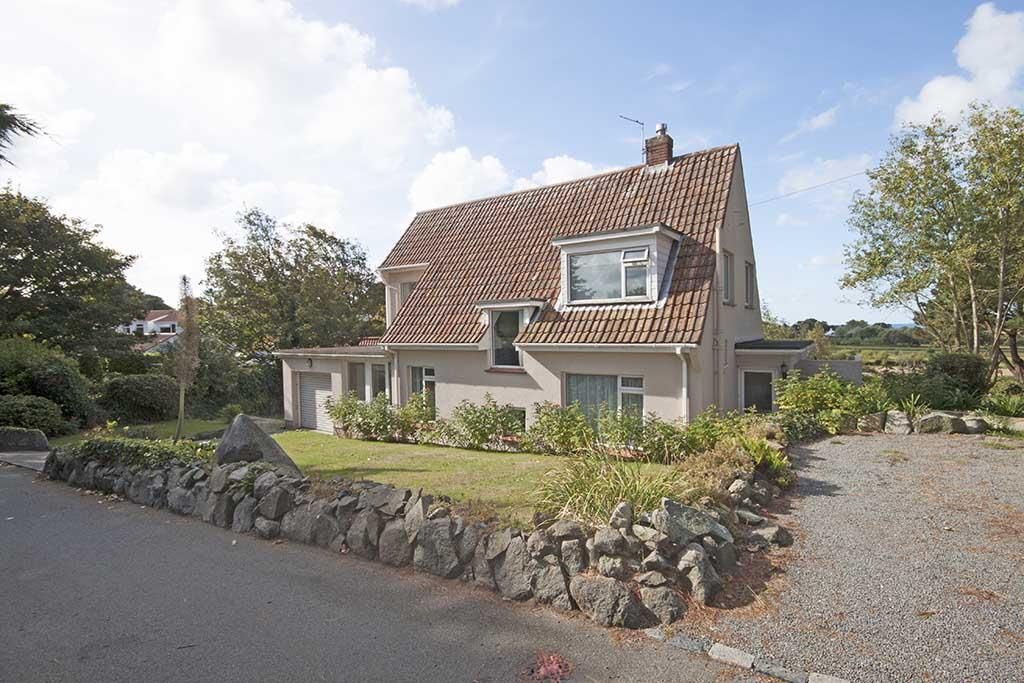 Property photo 2 of 15 Picture 2