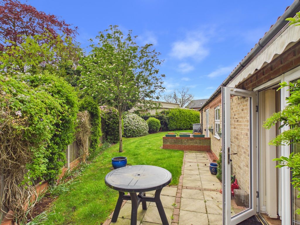 Property photo 2 of 20 5107565