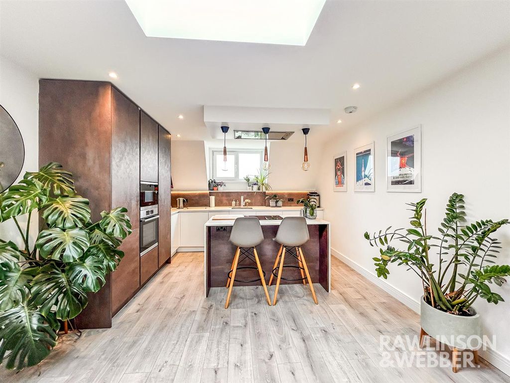 Property photo 1 of 16 Img_0427.Jpg
