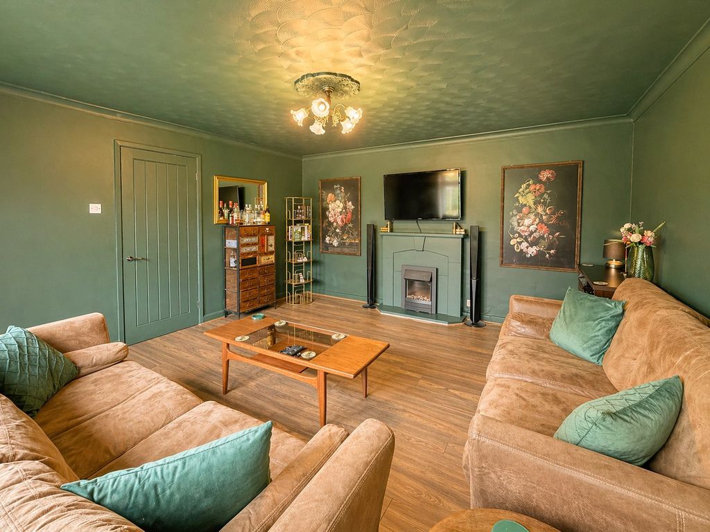 Property photo 3 of 16 Picture No. 12