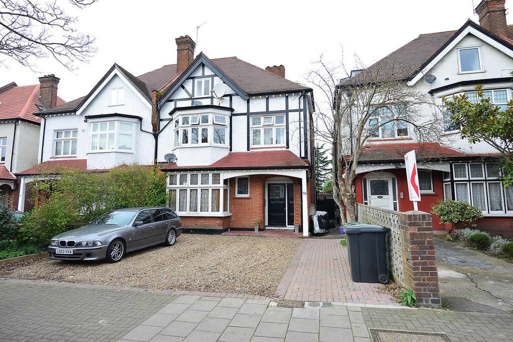 Property photo 1 of 6 Outside
