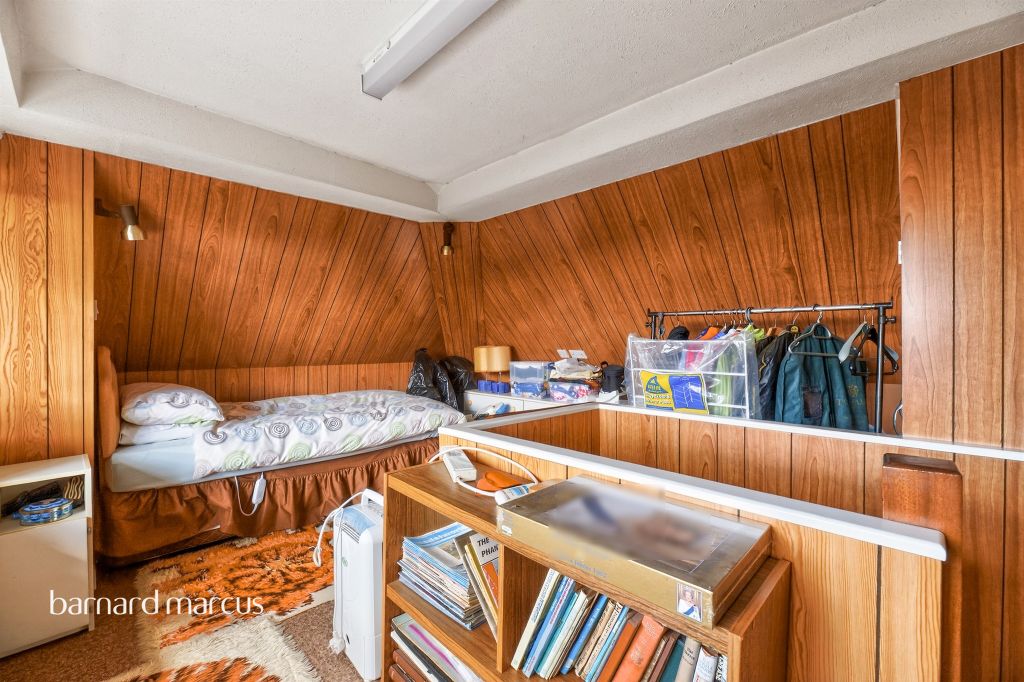 Additional image 17 of 4 bed semi-detached house for saleMortimer Crescent, Worcester Park KT4