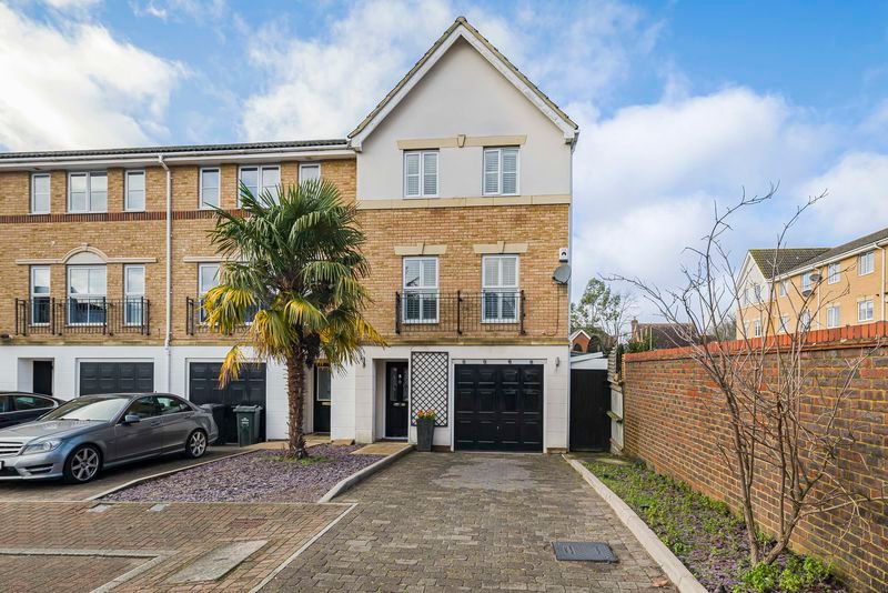 Property photo 1 of 23 Photo 25