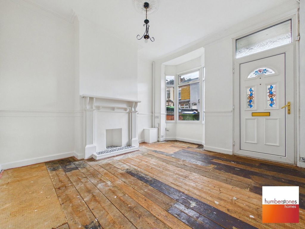 Property photo 2 of 11