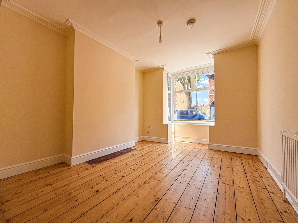 Property photo 3 of 20 4320173