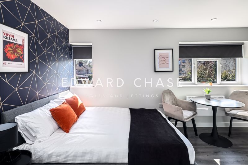 Property photo 1 of 13 Photo 6