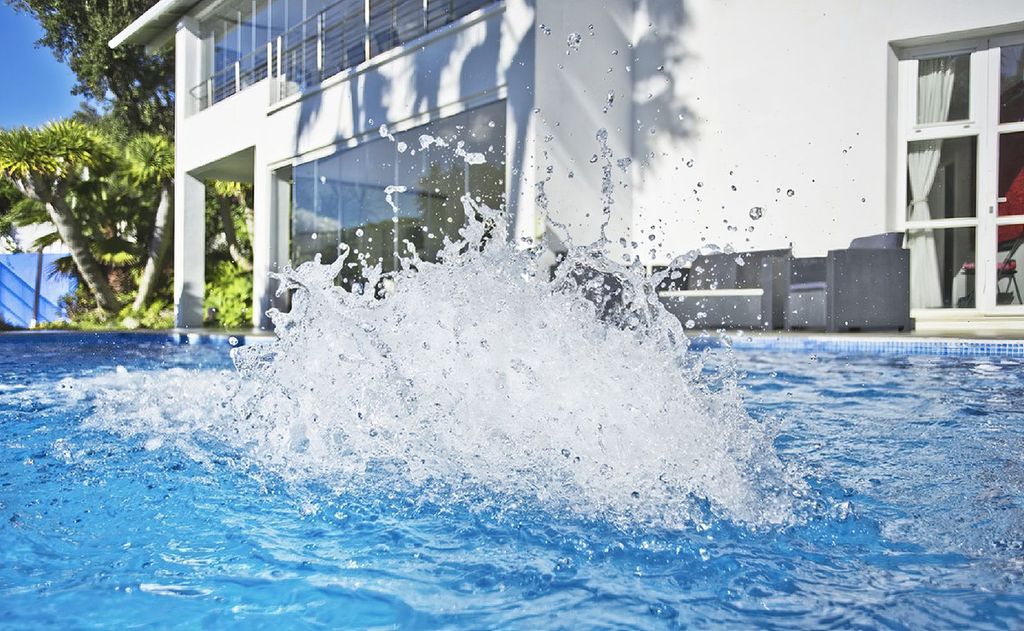 Property photo 2 of 43