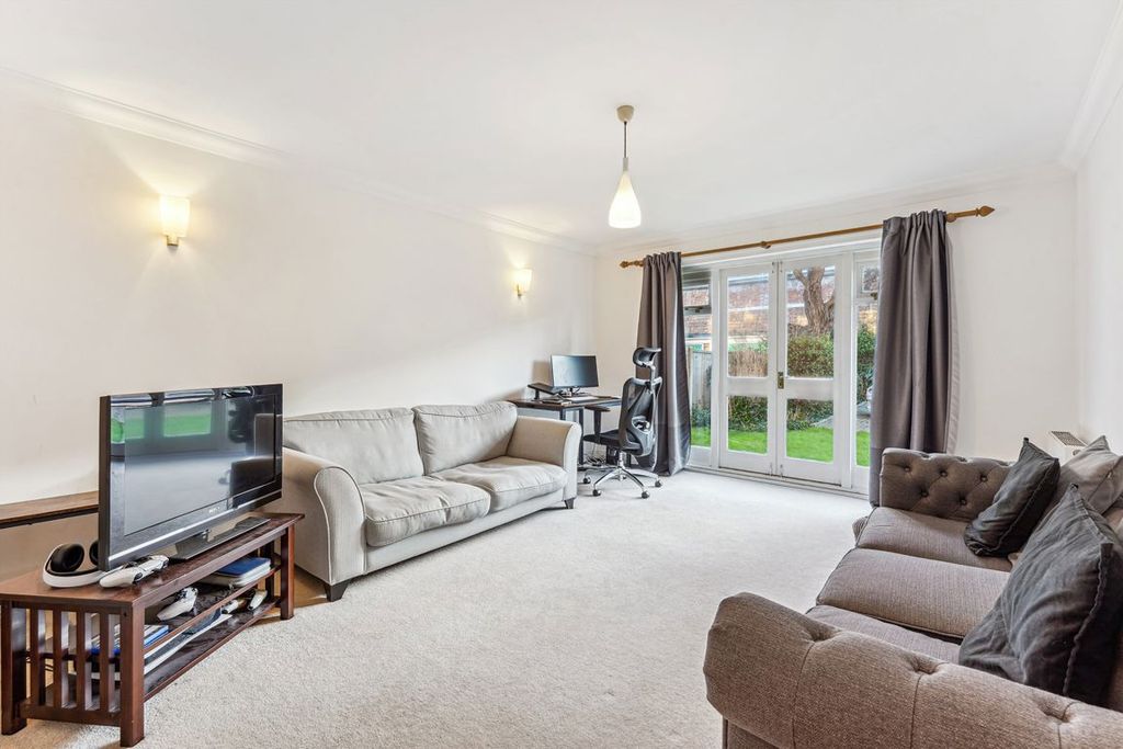 Property photo 2 of 4