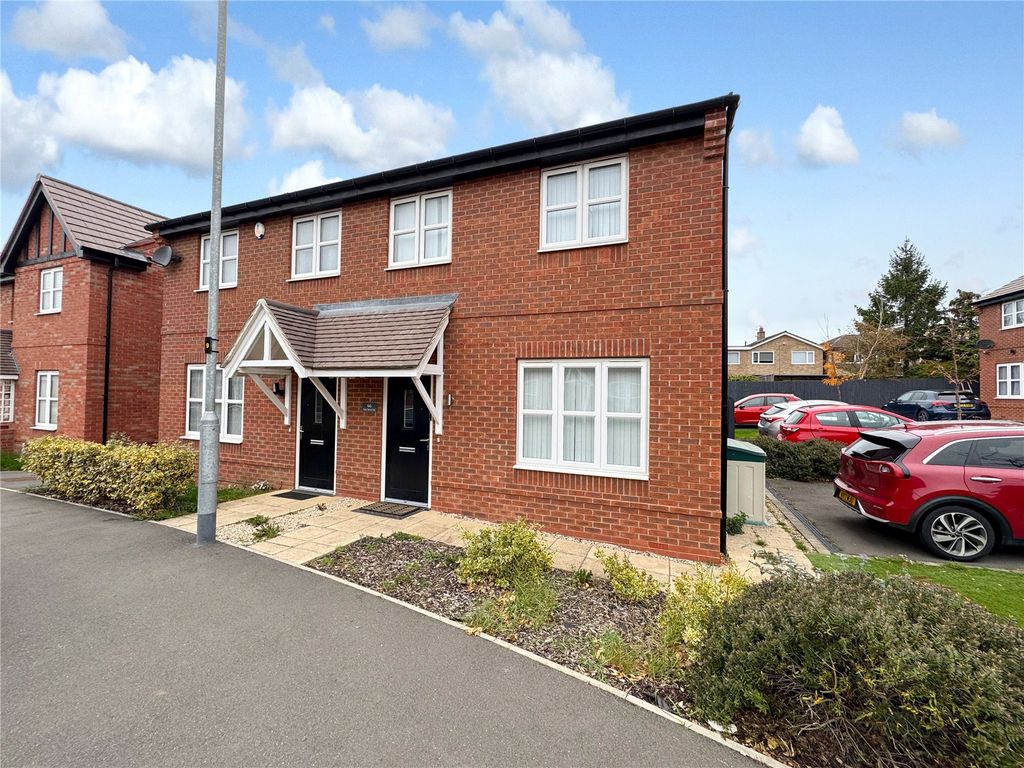 Property photo 1 of 19 Front