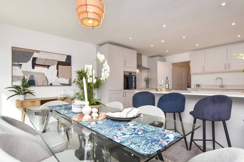 Property photo 3 of 29 Picture No. 24