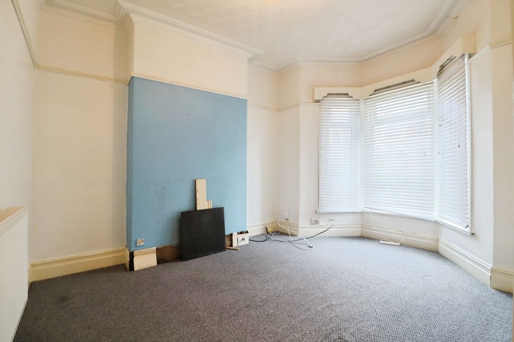 Property photo 2 of 26 Pbox-Img.Jpg
