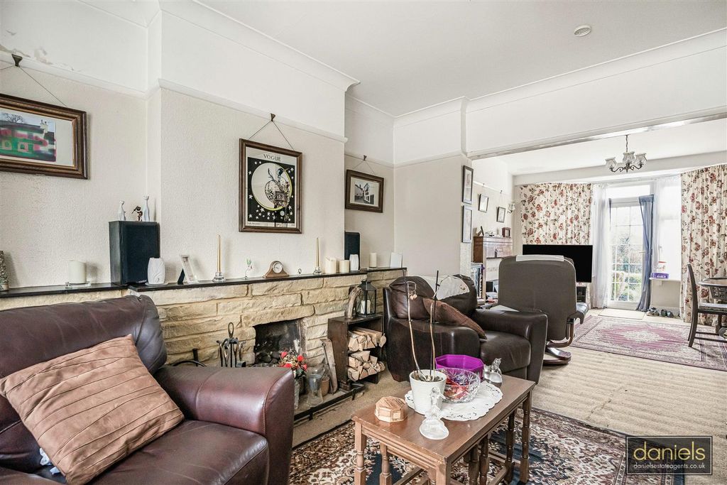 Property photo 2 of 15 10_70344_Watermarked.Jpg