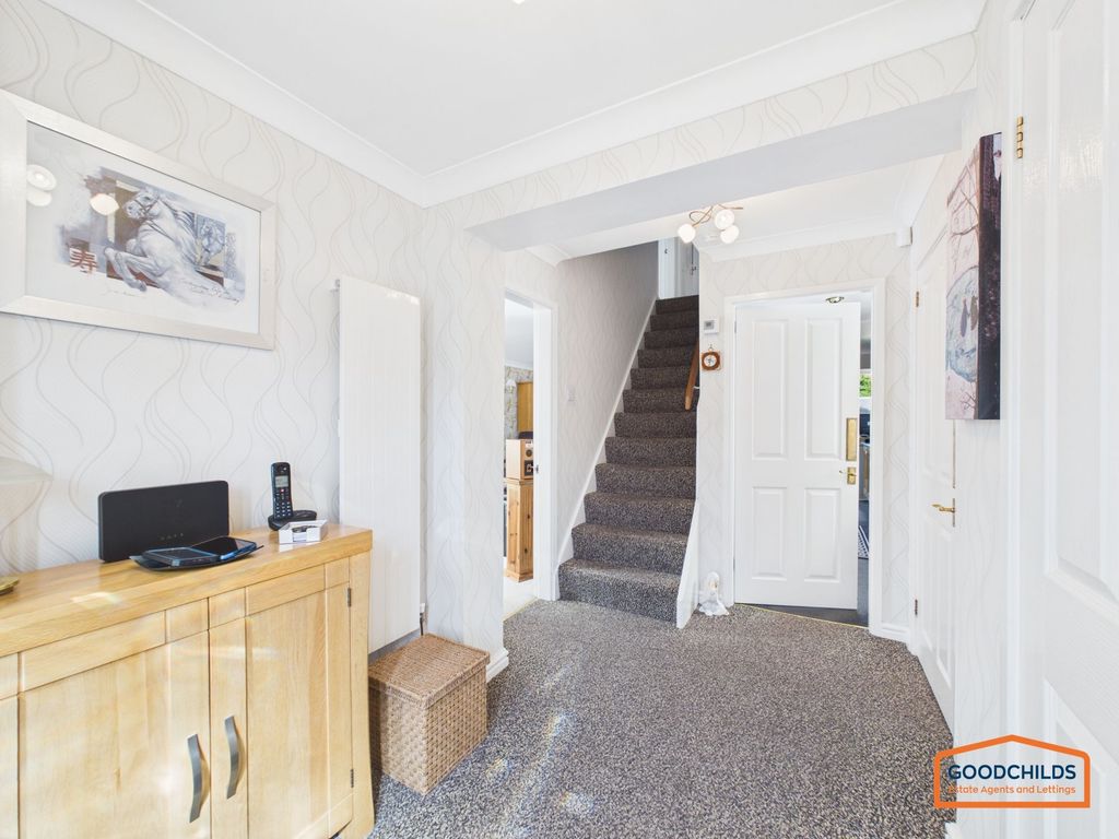 Property photo 2 of 23