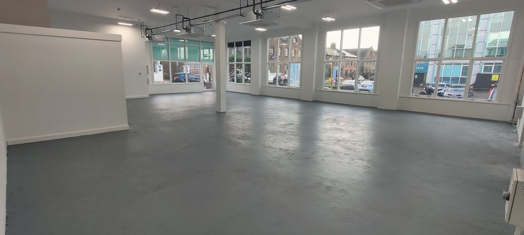 Property photo 1 of 4