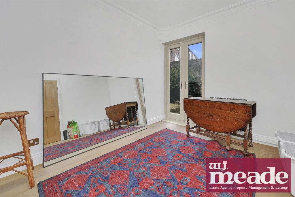 Property photo 3 of 12 Dining Room