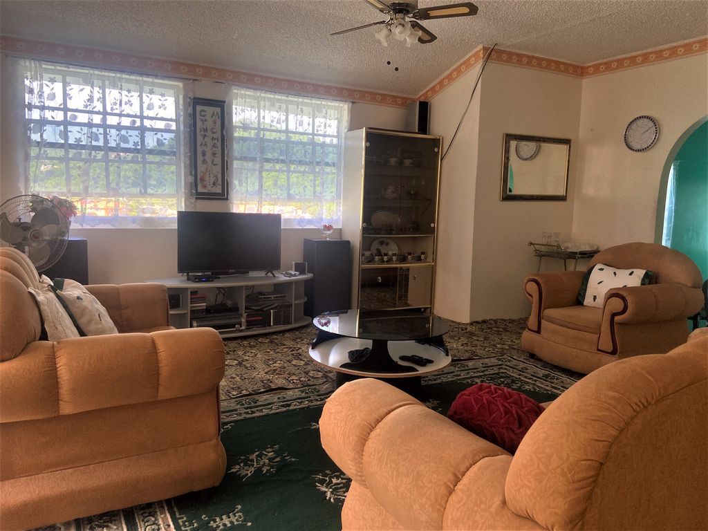 Property photo 2 of 15