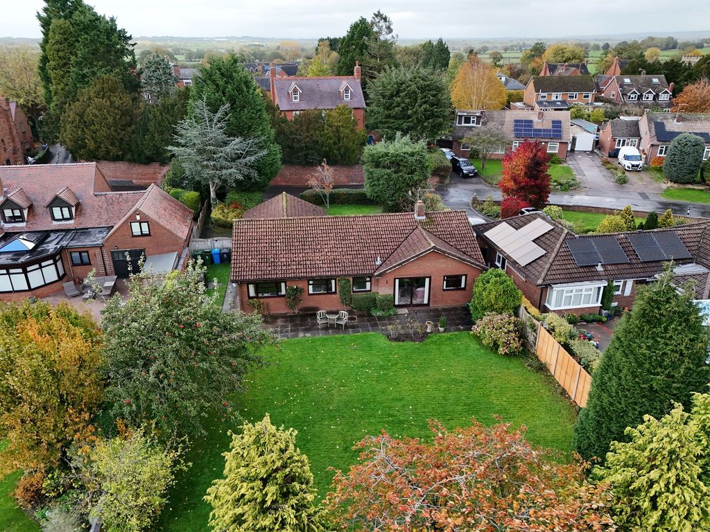 Property photo 2 of 34