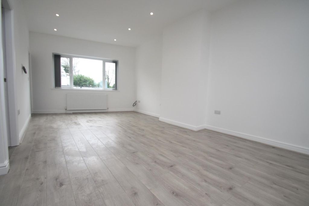 Property photo 3 of 13 0 General