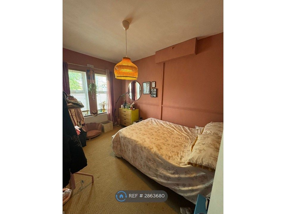 Property photo 1 of 9 Bedroom